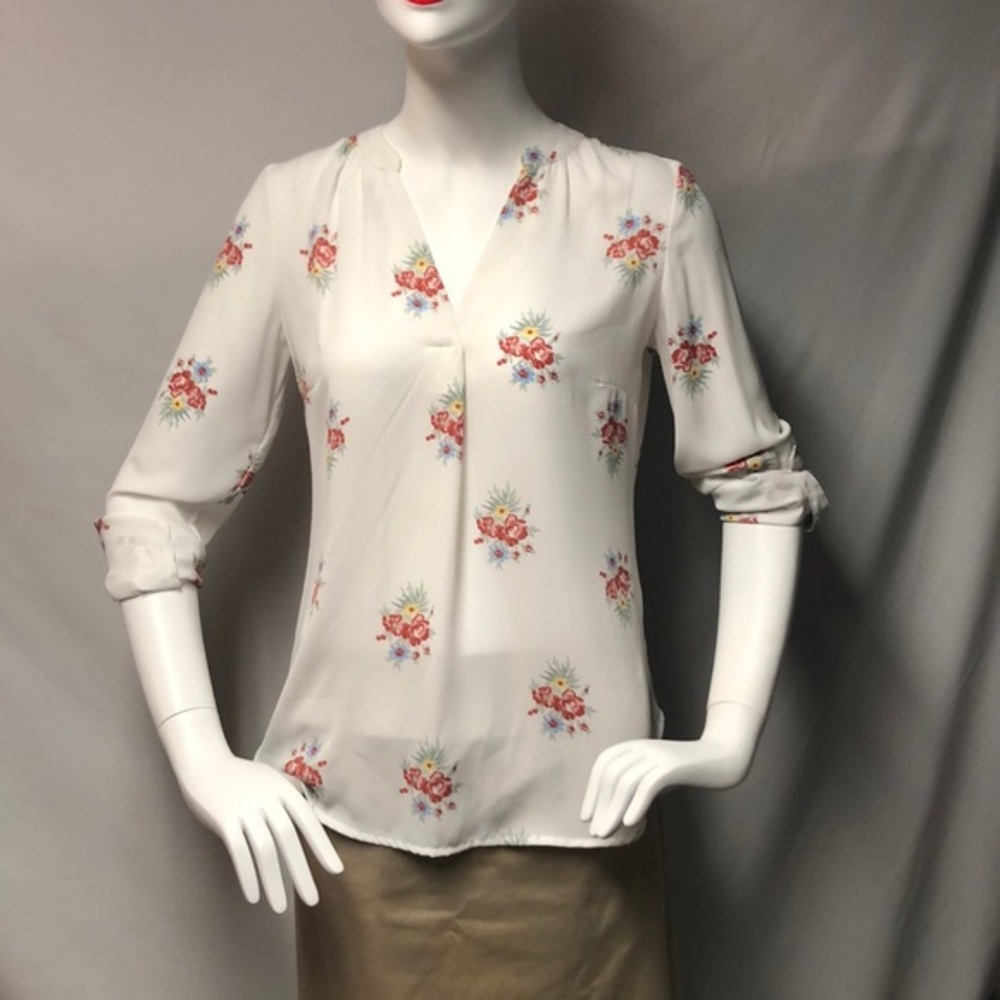 SOHO NY SOFT FLORAL  BLOUSE XS